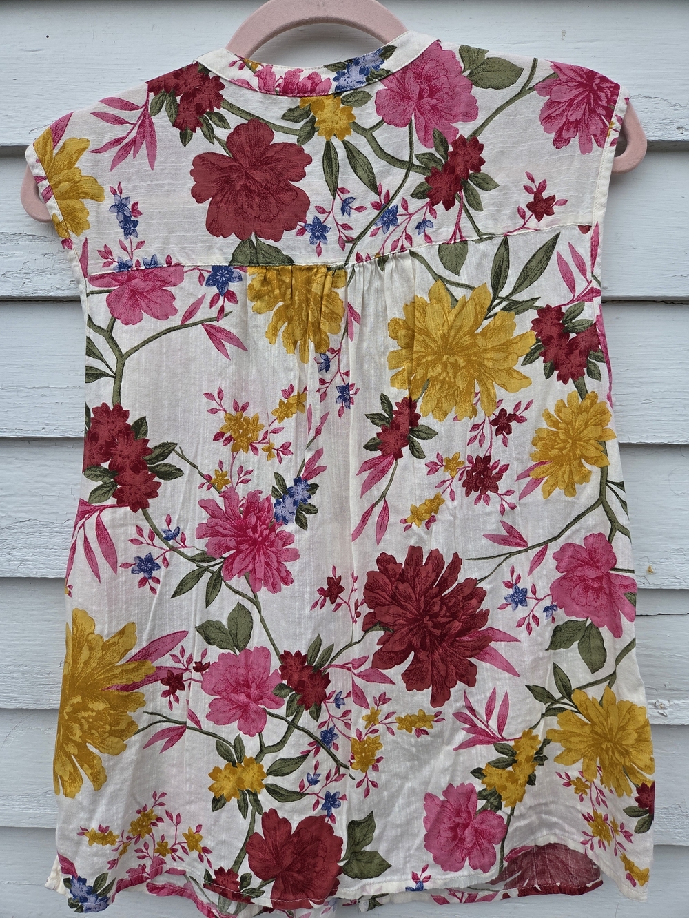 Floral Button-Up Sleeveless Blouse in White with Yellow, Pink & Green - Picture 6 of 10